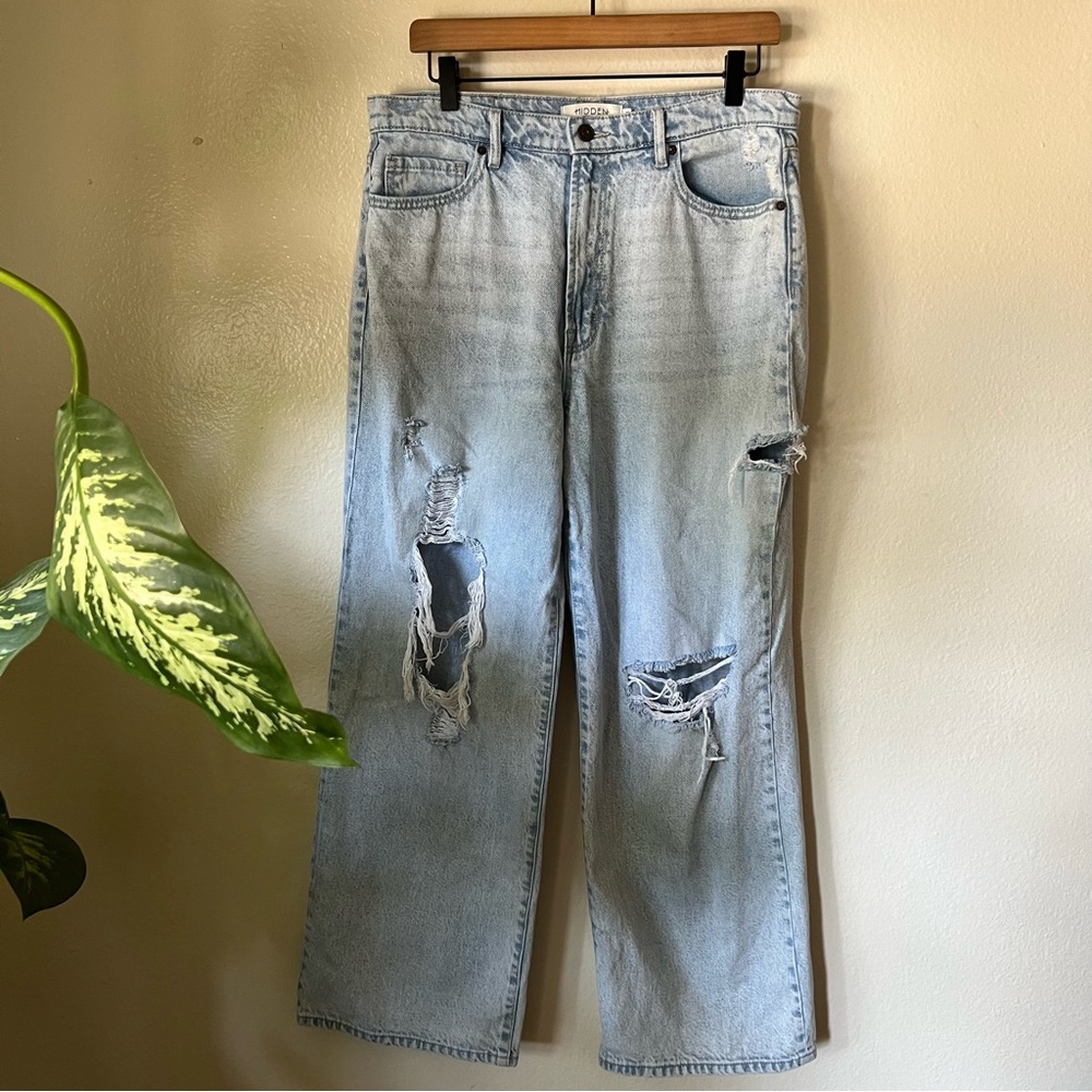 HIDDEN | High Rise Destructed Dad Jean - Picture 2 of 7